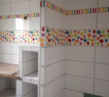 Salle de bain enfants et meuble en siporex