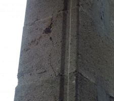 Fissure au niveau fenÃ?Æ?Ã?â??Ã?â??Ã?ªtre salle de bain et fenÃ?Æ?Ã?â??Ã?â??Ã?ªtre cellier.