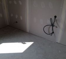 Cloisons chambre parents terminés