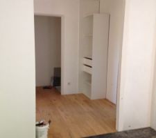 Carrelage buanderie et parquet