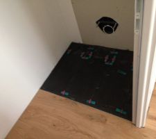 Toilette RDC : mixte parquet carrelage