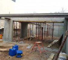 Une premi&egrave;re id&eacute;e de notre future garage :-)))