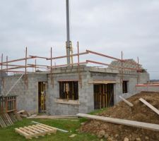 Dalle et d&Atilde;?&Acirc;&copy;but des pignons