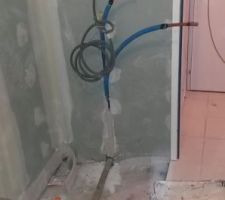 Douche a l italienne avec receveur en béton hydro