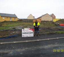 Premier panneau poser en fevrier ,rien que sa on aime ...mon pere prend la pose hihi