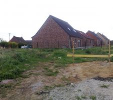 Terrain avec les d&eacute;limitations