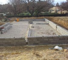 D&eacute;but montage des parpaing de 27