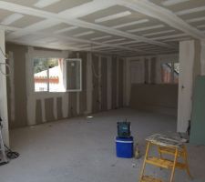 Salle à manger / cuisine