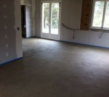 La Chape dans le salon et la salle fini