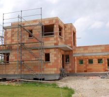 Pose des appuis de fen&ecirc;tres