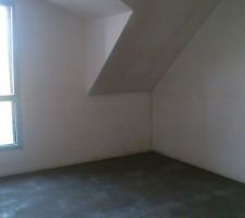 Chape coulée à l'étage en attente de parquet