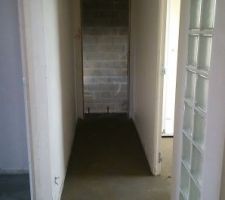 Chape coulée à l'étage en attente de parquet