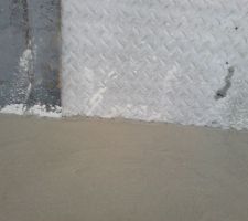 Cimentage hydro interieur fini nickel !!!!!!
jonction mur dalle toiture plate