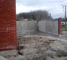 Cimentage hydro interieur mur carport,une peinture noire sera appliqu&eacute;e......