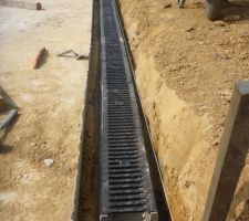 Mise en place des caniveaux