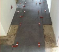 Pose du carrelage - couloir