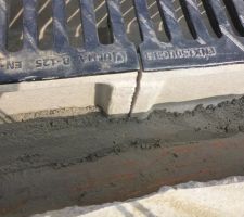 Mise en place des caniveaux