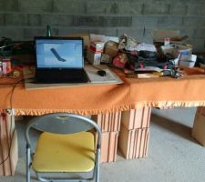 Bureau improvisé