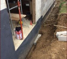 Pose caniveau garage