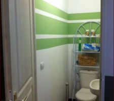 Peinture dans les WC terminée
