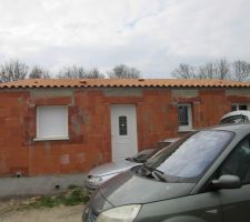 Façade avant sans le crépis