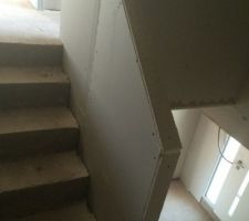 Rampe d'escalier.