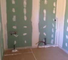 Salle de bain joints et isolant de sol ok