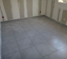 Carrelage de la chambre 3