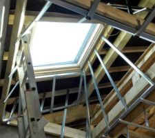 Rails pour placo autour du velux