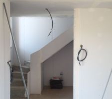 Entr&eacute;e et escalier