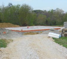 Pose des poutrelles et des marmites puis ferraillage