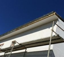 Réalisation du dessous de toit en lamelles de pvc