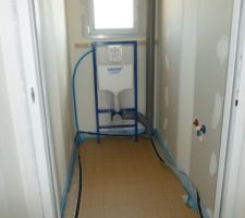 Préparation pour l'installation du chauffage au sol (etape 2) : pose de l'isolant