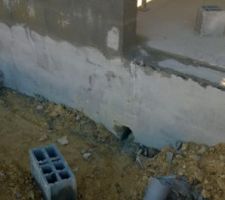 évacuation du l'eau cumulé dans le vide sanitaire