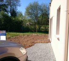 Après les VRD et le terrassement terminés, travail très propre.