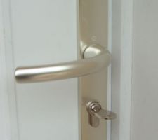 La clef de chez nous, enfin!!!!
Maintenant on remonte nos manches.