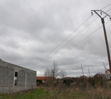 A la demande du maire dossier d'enfouisement de la ligne edf déposé.