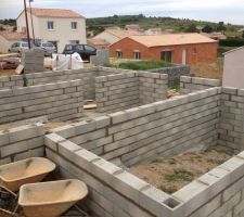 Un vide sanitaire avec une belle hauteur afin de rattraper la d&eacute;clive du terrain