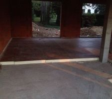 Pose de l'isolation de sol du RDC