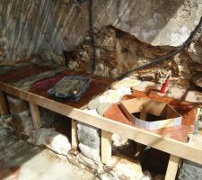 Coffrage plan de travail extérieur et colmatage des trous