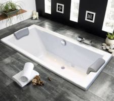 BAIGNOIRE QUADRA AVEC COUSSINS