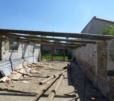 Démolition hangar