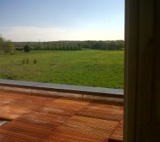 Pose de dalles sur plots presque fini
