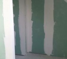 SDB (étage) - espace douche et baignoire