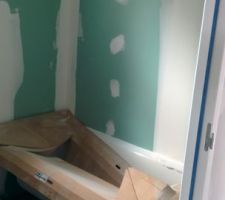 Fin de la premi&egrave;re journ&eacute;e de pon&ccedil;age. Vue baignoire.