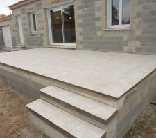 30.04.2015 : carrelage exterieur