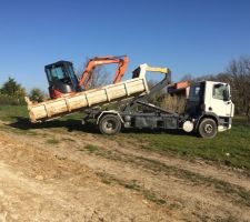 Engin de chantier pour faire les VRD