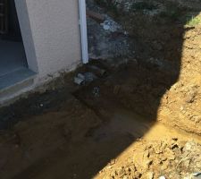 VRD en cour, futur pluviale et eau use