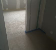 Chape anhydrite après 48 heures de séchage ( Chambre 1 )