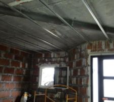 Rail pour placo au plafond
